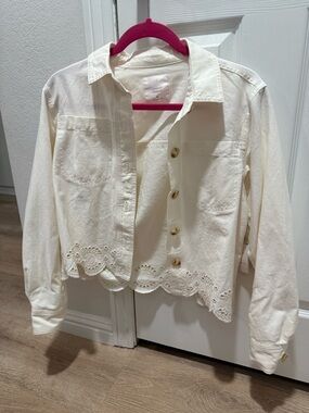 LC Lauren Conrad White Eyelet Jacket XS NWT Cropped Button Front Feminine